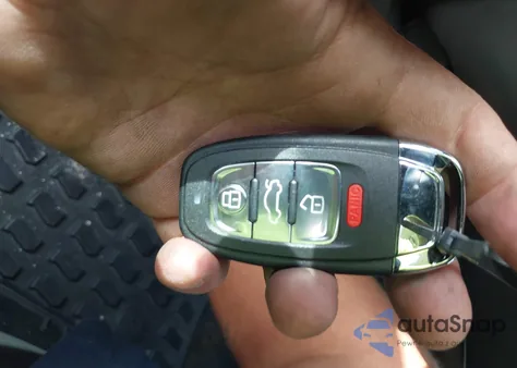 2016 Audi Q5 2.0T Premium z USA, uszkodzony, nr VIN WA1L2AFP1GA067982